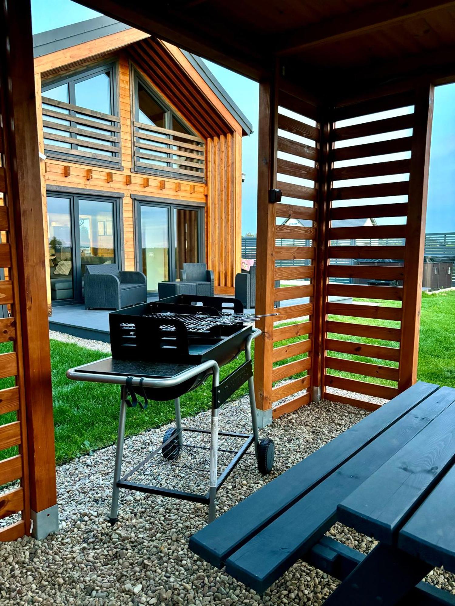 Ferienhaus Wodne Widoki - Letniskowy Z Jacuzzi *